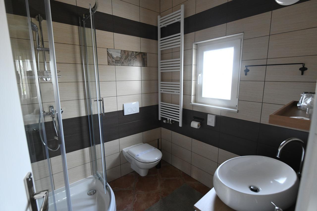 Klet Cinkus Bed & Breakfast Hrvatski Leskovac Екстериор снимка