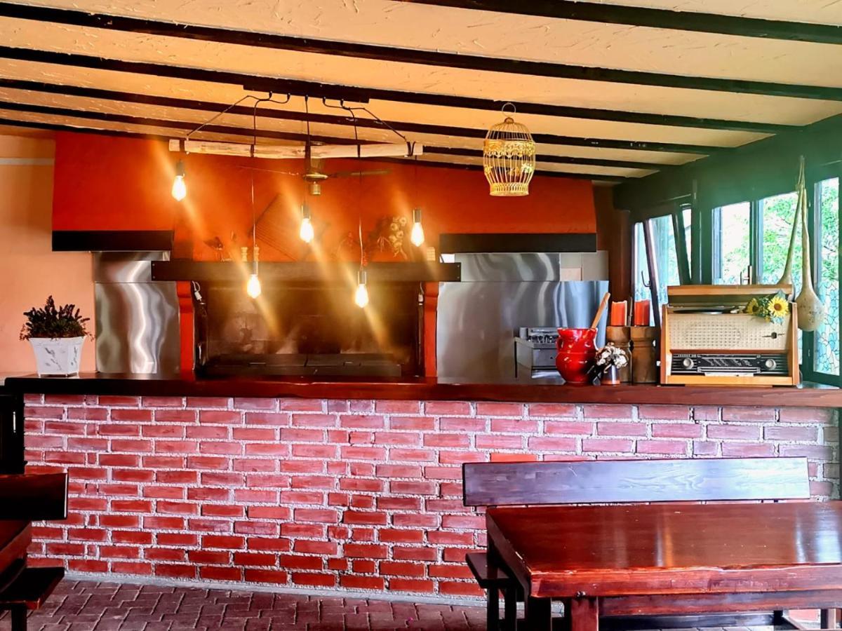 Klet Cinkus Bed & Breakfast Hrvatski Leskovac Екстериор снимка